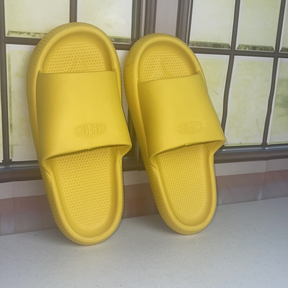 UltraCozy Comfort Slide Sandals